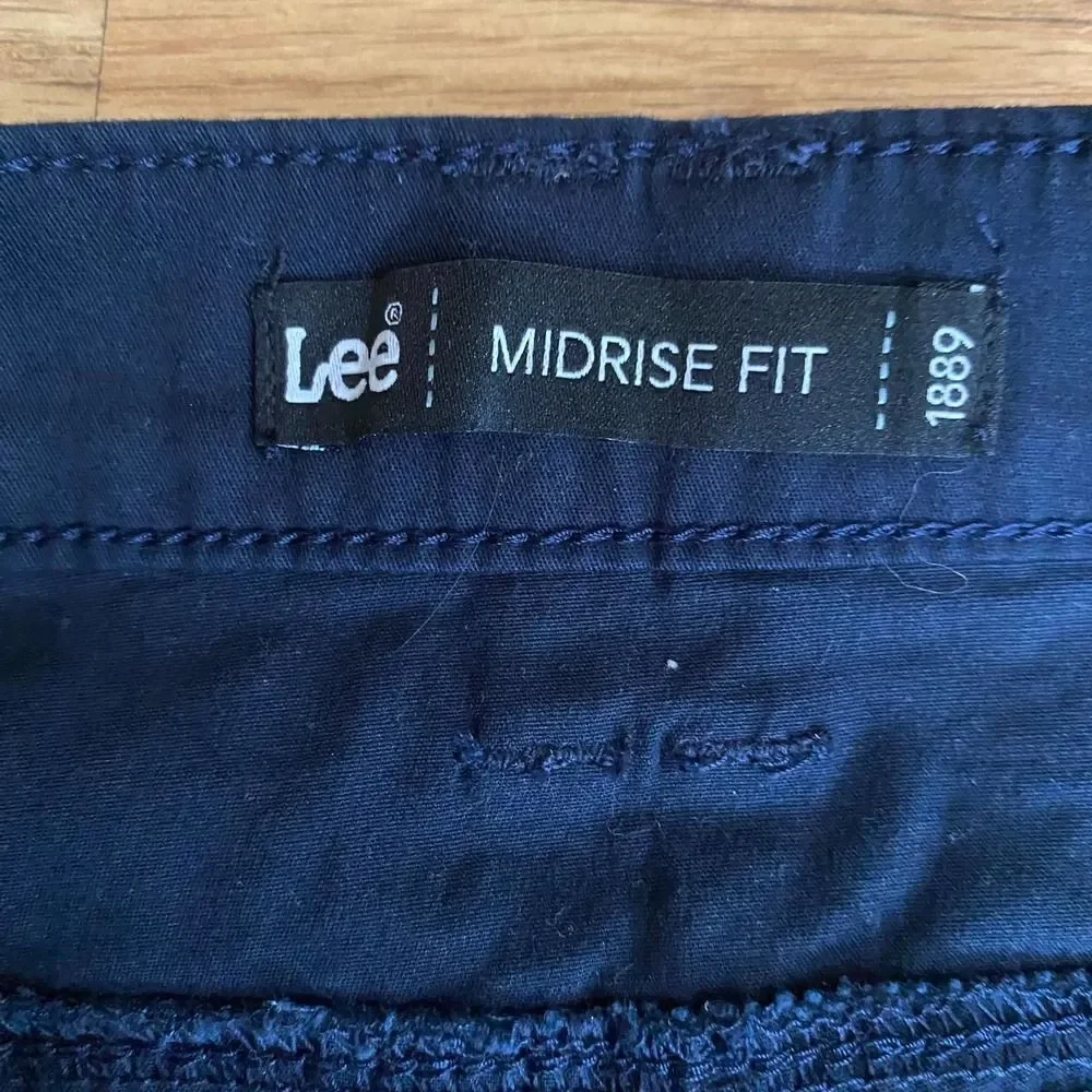 Lee Midrise Fit Short with Side Pockets Navy 14